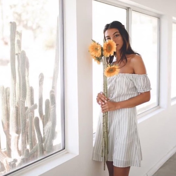 White Off Shoulder Striped Dress - Picture 3 of 4